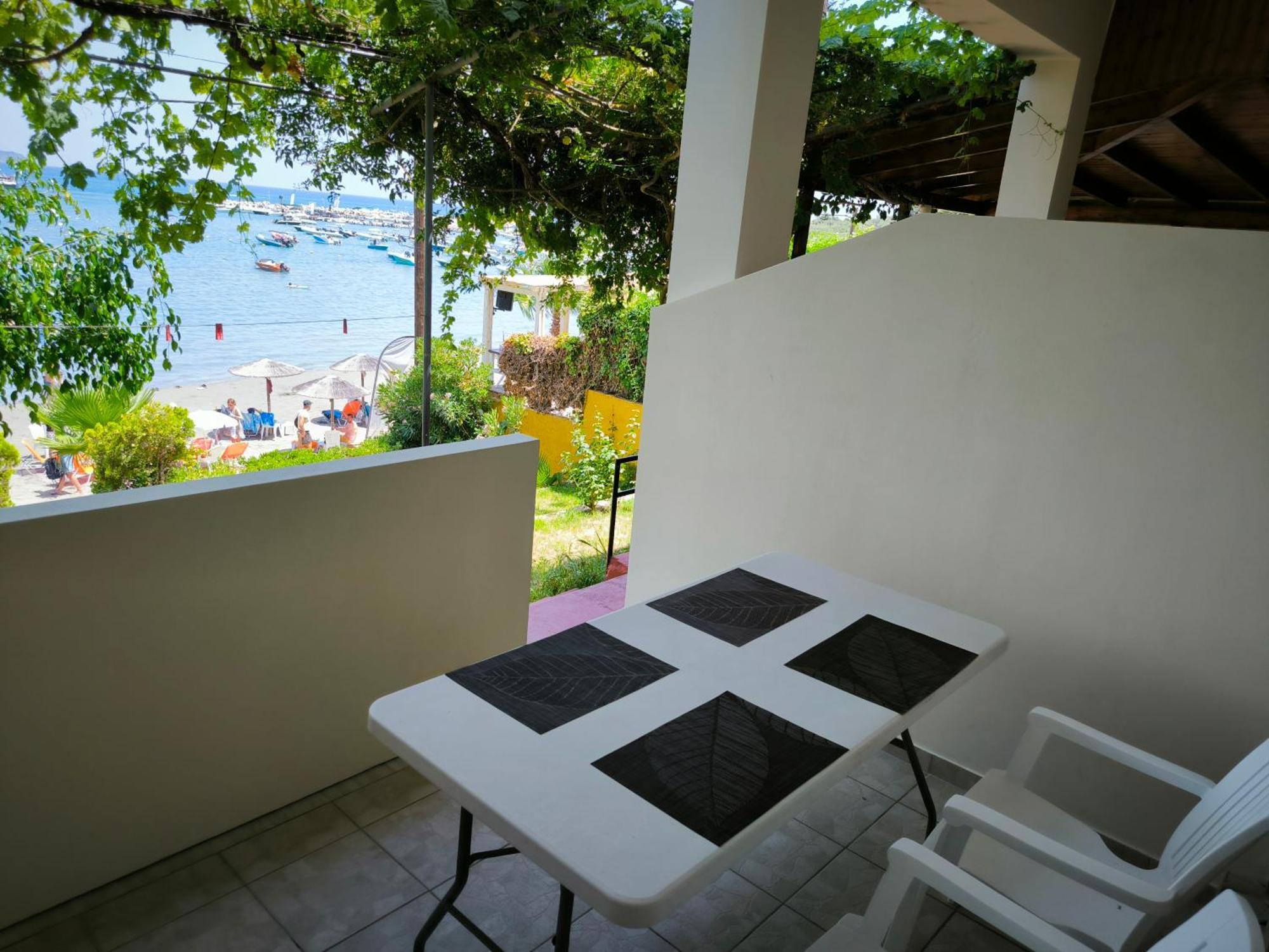 Aggelika Apartments Lithakia  Dış mekan fotoğraf